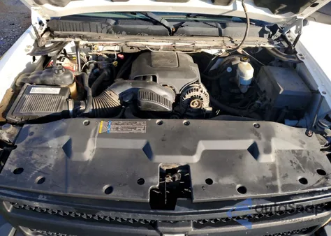 2008 Chevrolet Silverado C1500 z USA, uszkodzony, nr VIN 1GCEC14008Z149738